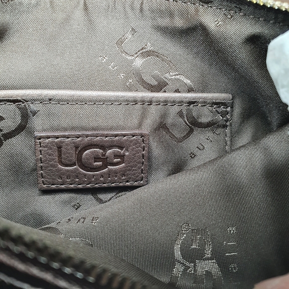 UGG Large Wristlet - Chocolate Brown NWT - Picture 6 of 9